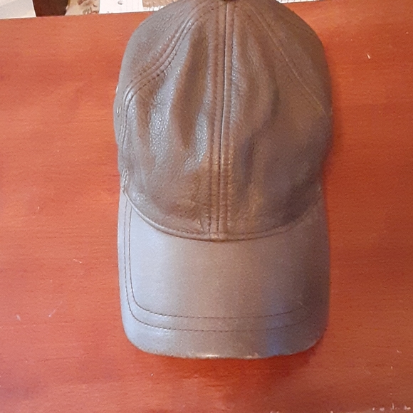 Hat - Picture 1 of 11